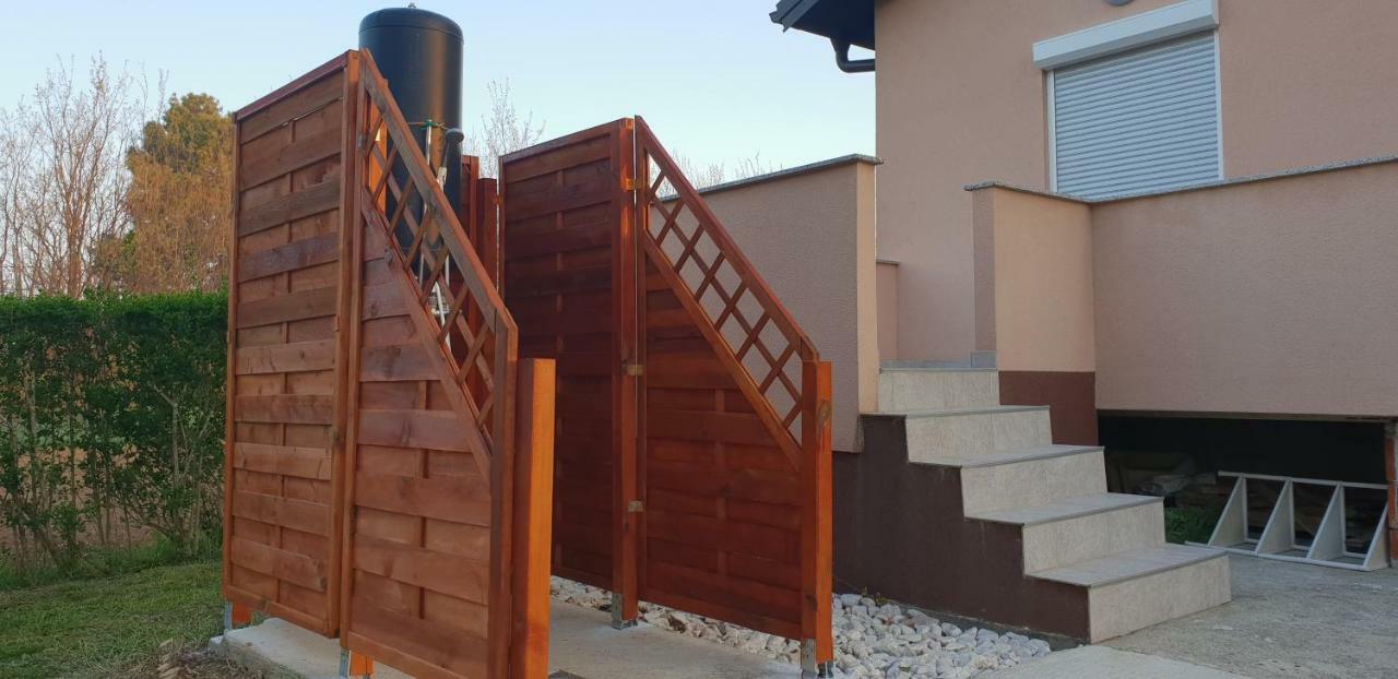 Holiday Home Begonja Privlaka  Exteriér fotografie